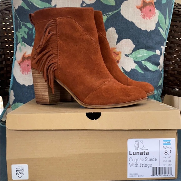 toms fringe booties